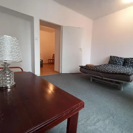 Apartahotel !!!!!!!!!!!!!!!!zadolzennost Andersa Nf Varsovia